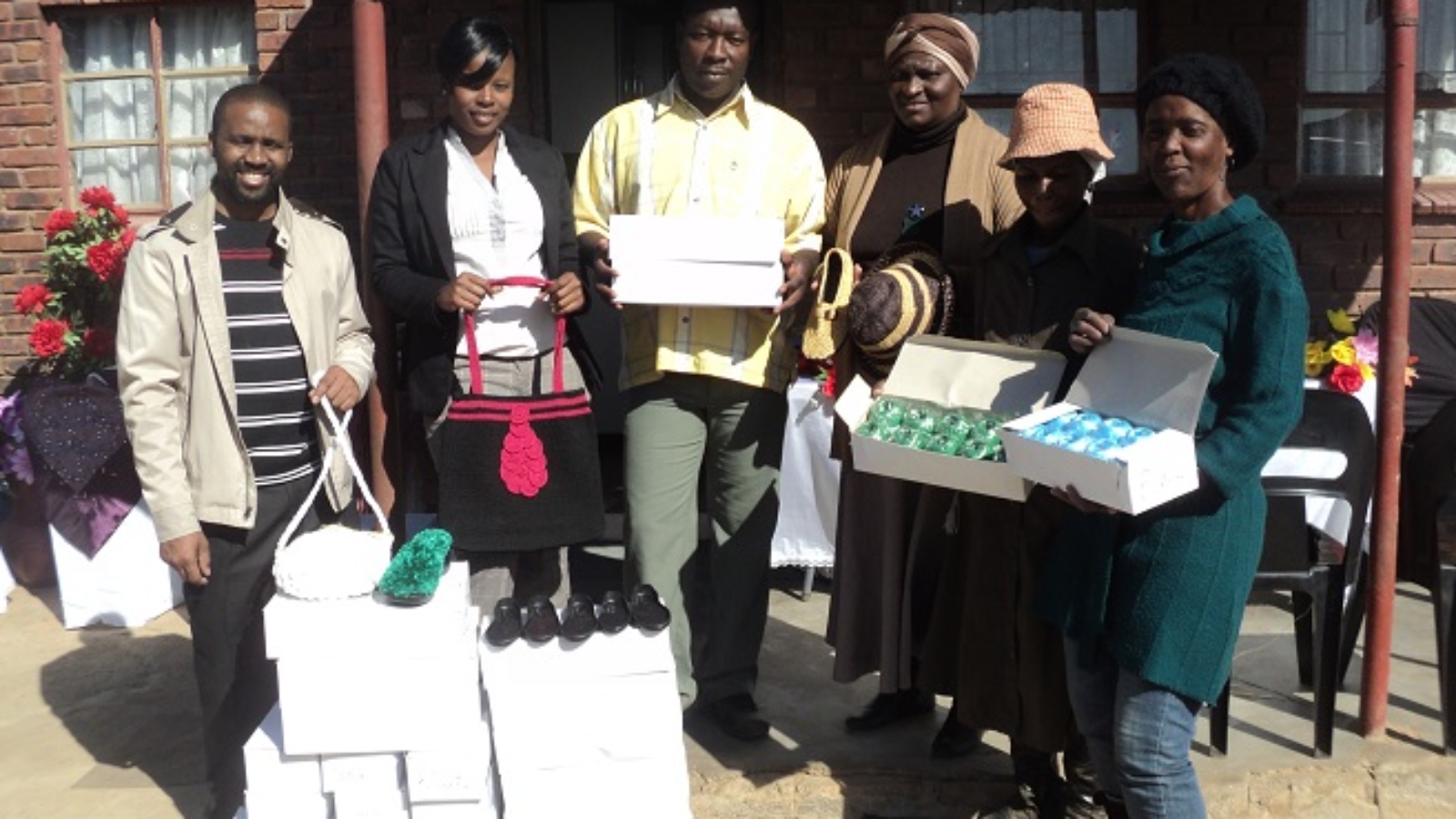 Vuyisile Mshudulu, Boitumelo Sibiya, ....................... , Cllr ............................. Florah Mahoro and Martha Mkhabela with combined material for both of them.